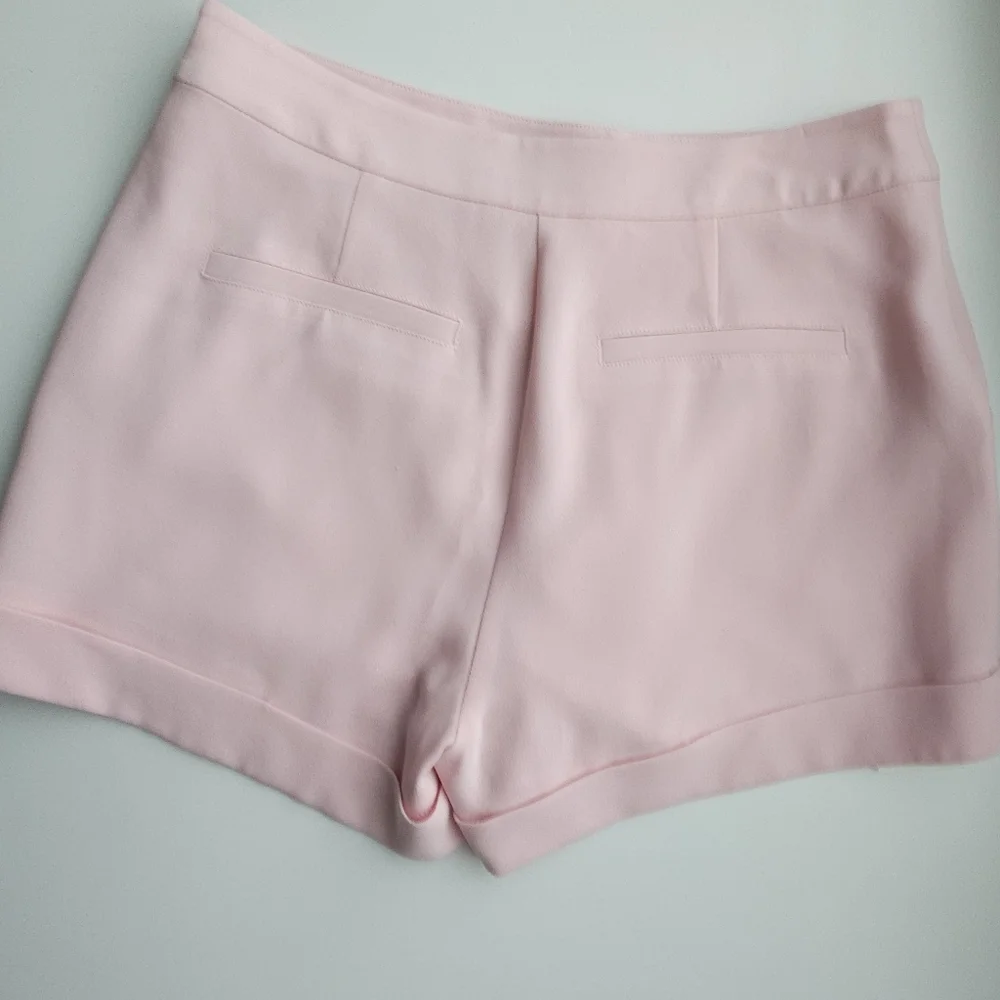 Cinq A Sept Elaine Baby Pink Crepe Cuffed Lined Shorts - Picture 8 of 15